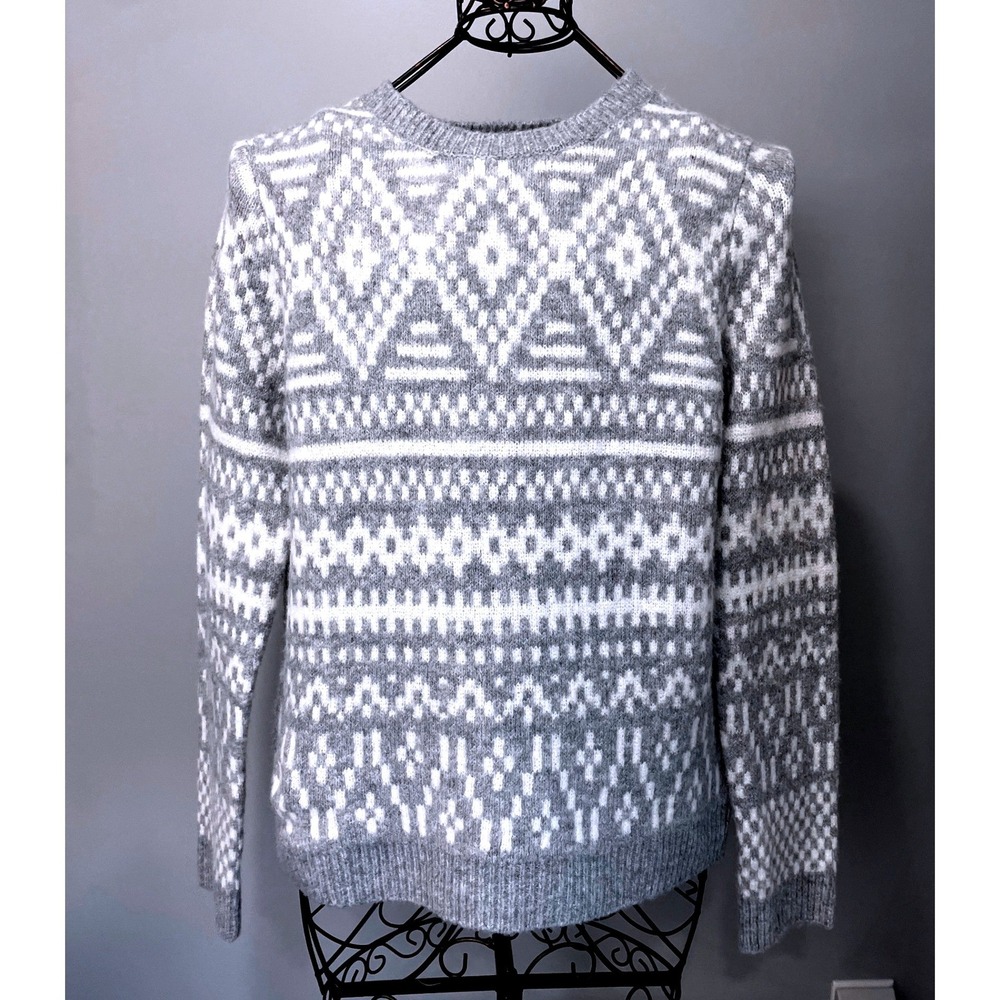 Cupcakes and Cashmere Grey Argyle Fair Isle Nordic Icelandic Knit Sweater Medium